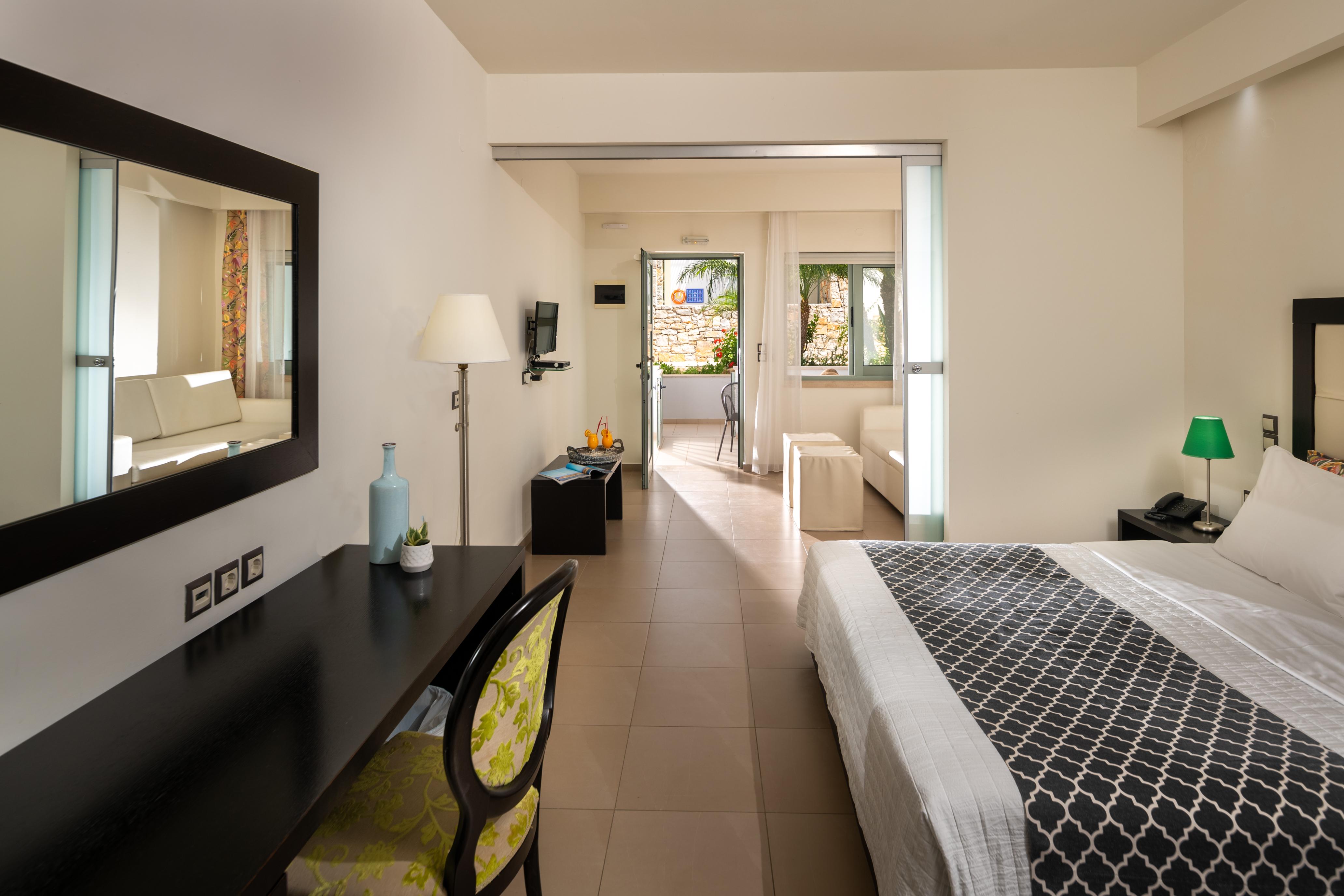 Angela Suites Boutique Hotel Sissi Extérieur photo