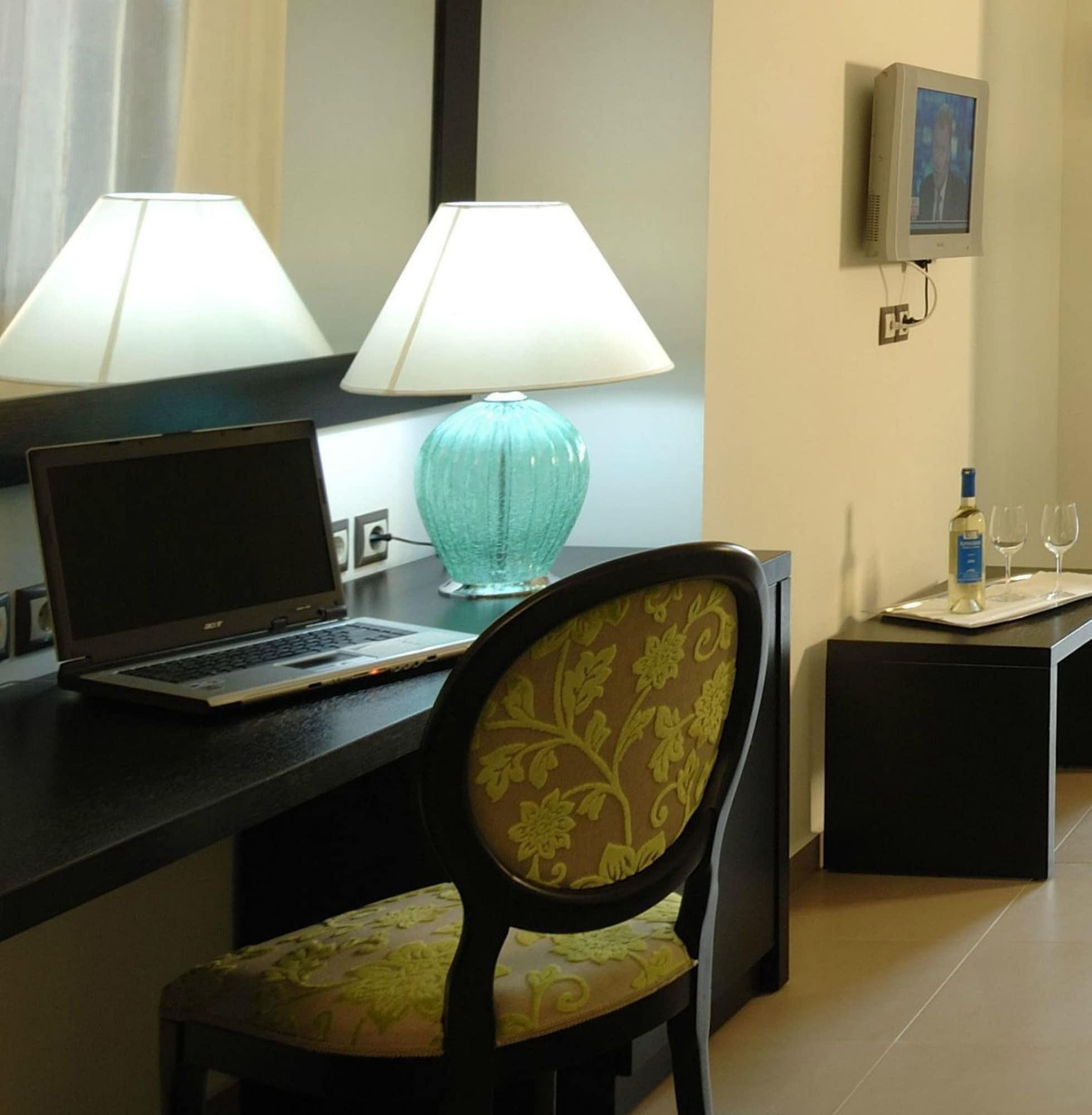 Angela Suites Boutique Hotel Sissi Chambre photo